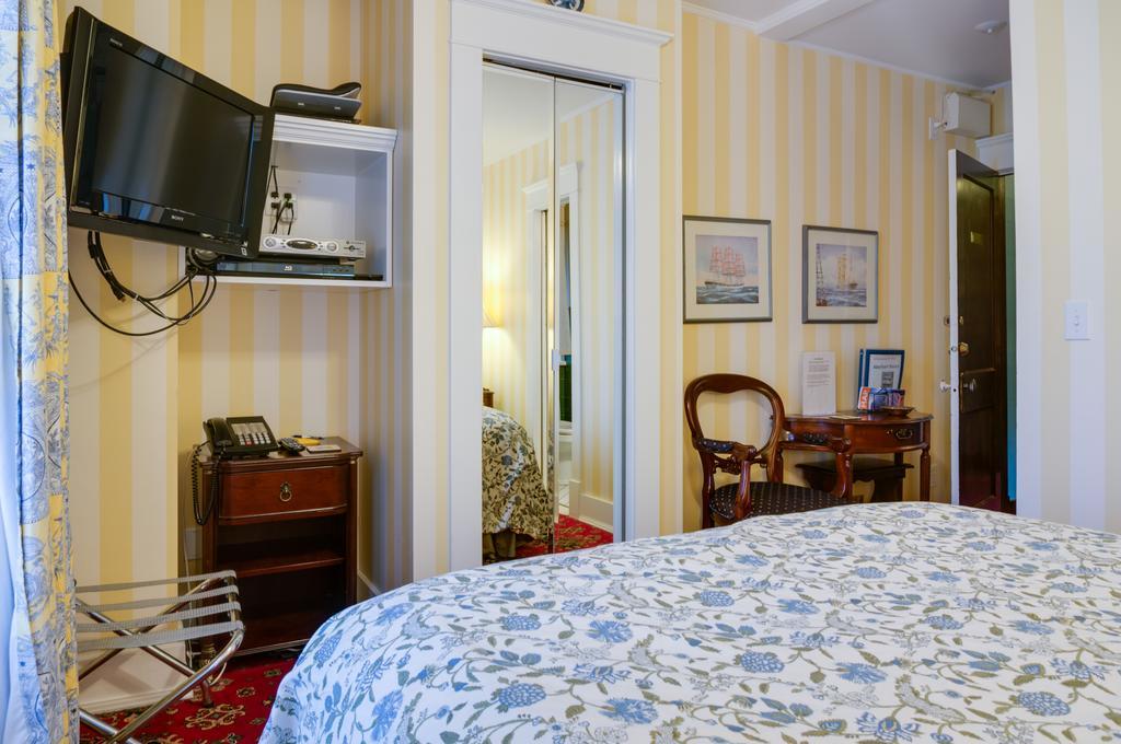 Calgary Westways Guest House Номер фото
